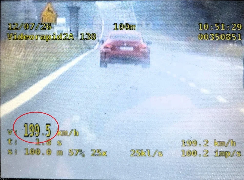Niemal 200 km/h na drodze S1. Kierowcę BMW zatrzymała grupa SPEED