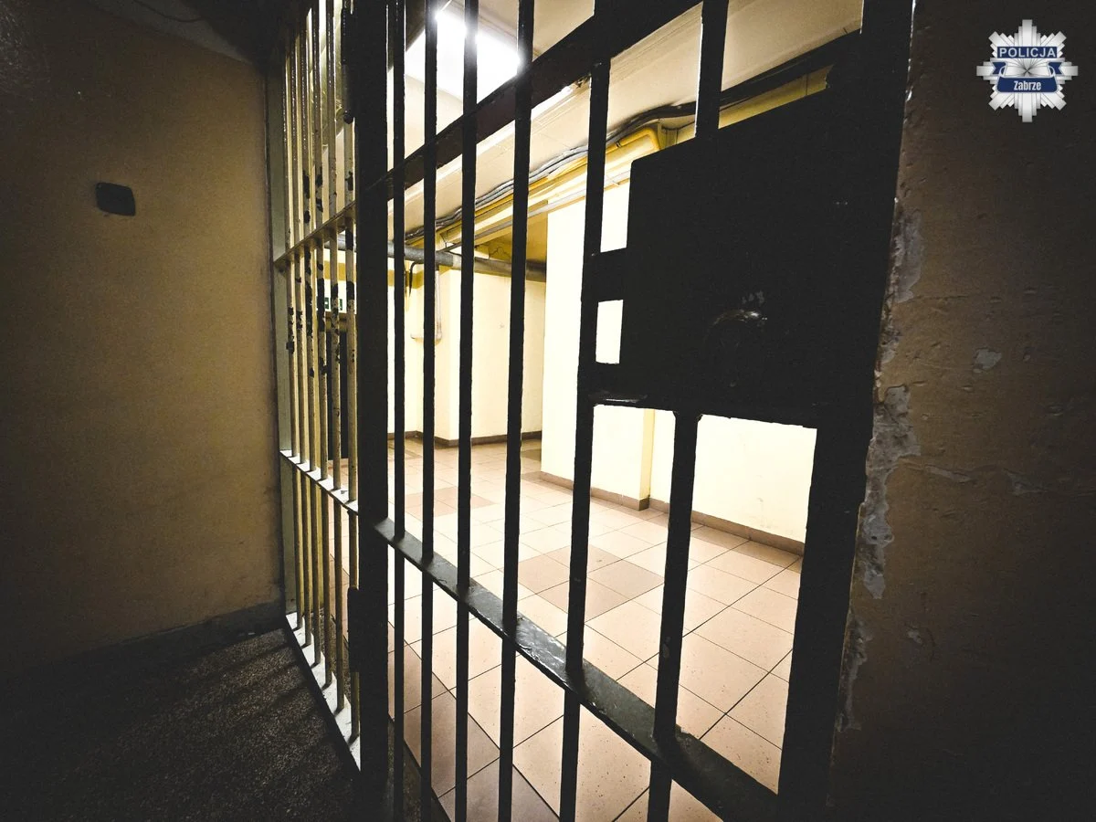 Zadzwonił z więzienia i groził śmiercią. 55-latek z Zabrza trafił do aresztu