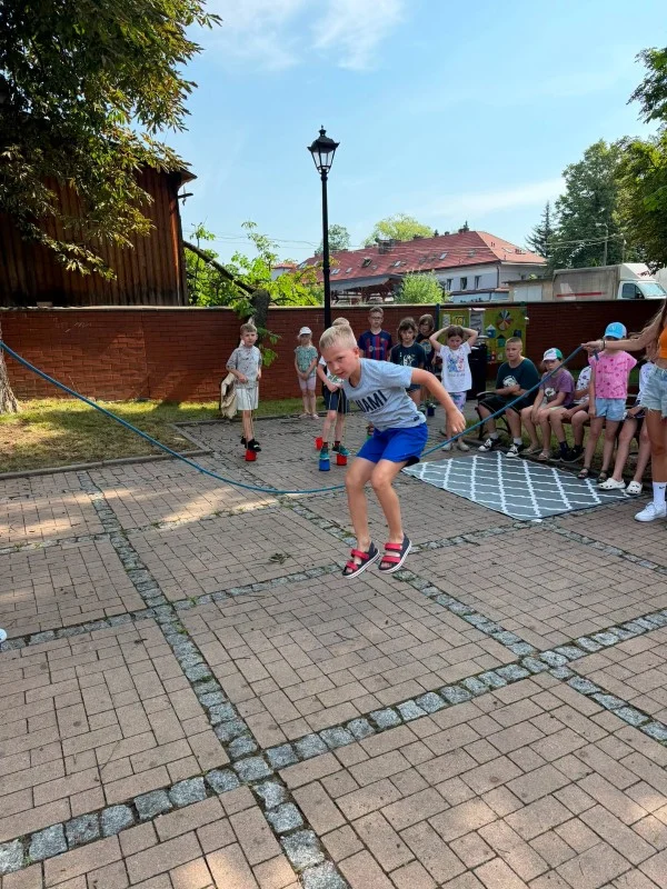 Wakacyjne Warsztaty Plastyczne w SDK. Są jeszcze wolne miejsca dla dzieci / fot. SDK FB