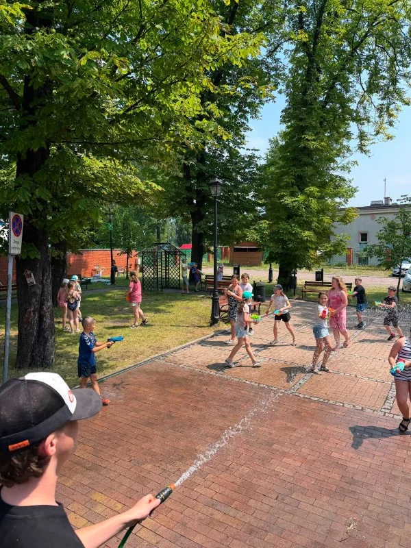Wakacyjne Warsztaty Plastyczne w SDK. Są jeszcze wolne miejsca dla dzieci / fot. SDK FB