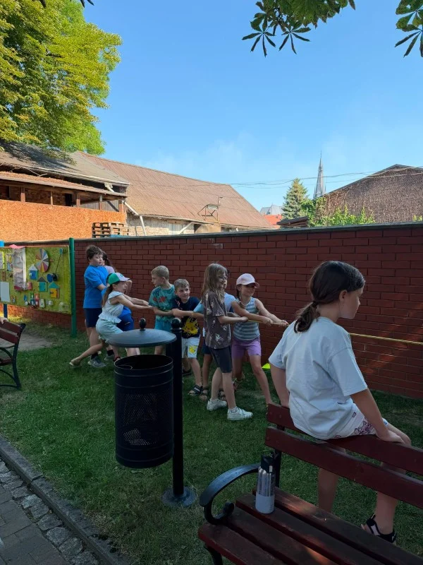 Wakacyjne Warsztaty Plastyczne w SDK. Są jeszcze wolne miejsca dla dzieci / fot. SDK FB