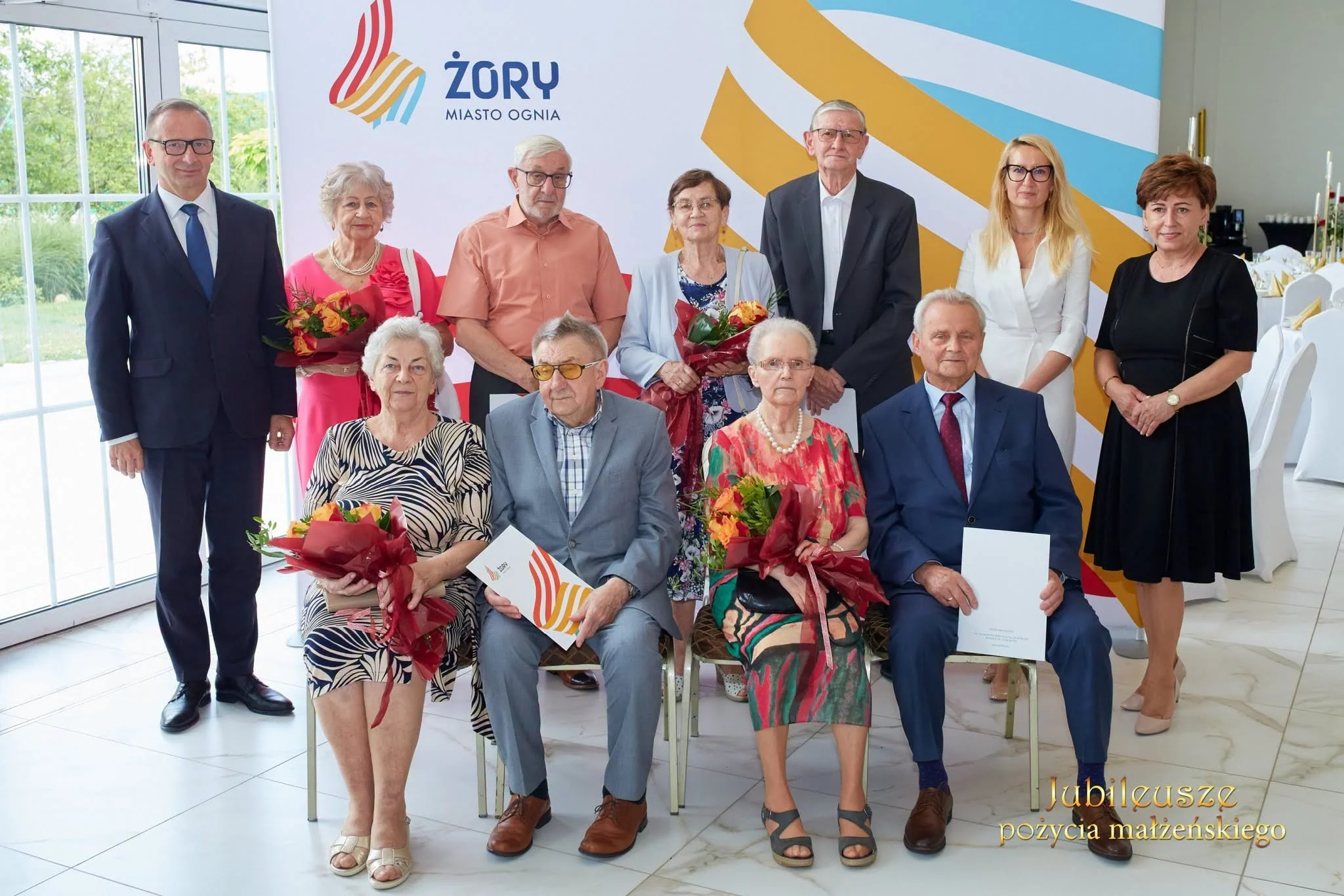 Prezydent Żor spotkał się z parami małżeńskimi świętującymi jubileusze pożycia małżeńskiego / fot. UM Żory