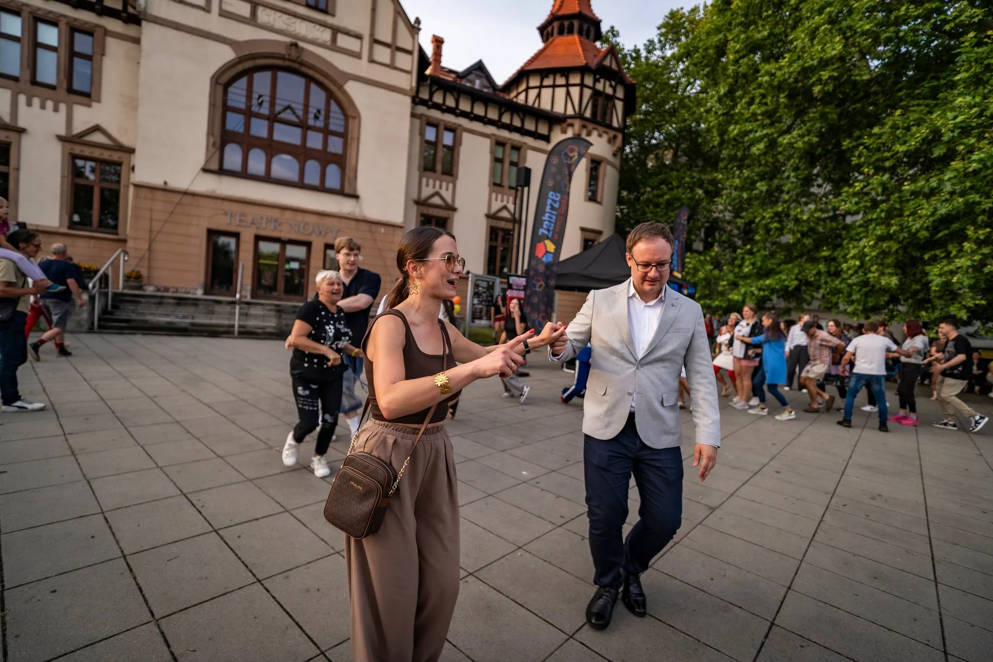 Remove “Potańcówka w Zabrzu / fot. Kamil Żbikowski” from Bulk EditPotańcówka w Zabrzu / fot. Kamil Żbikowski FB