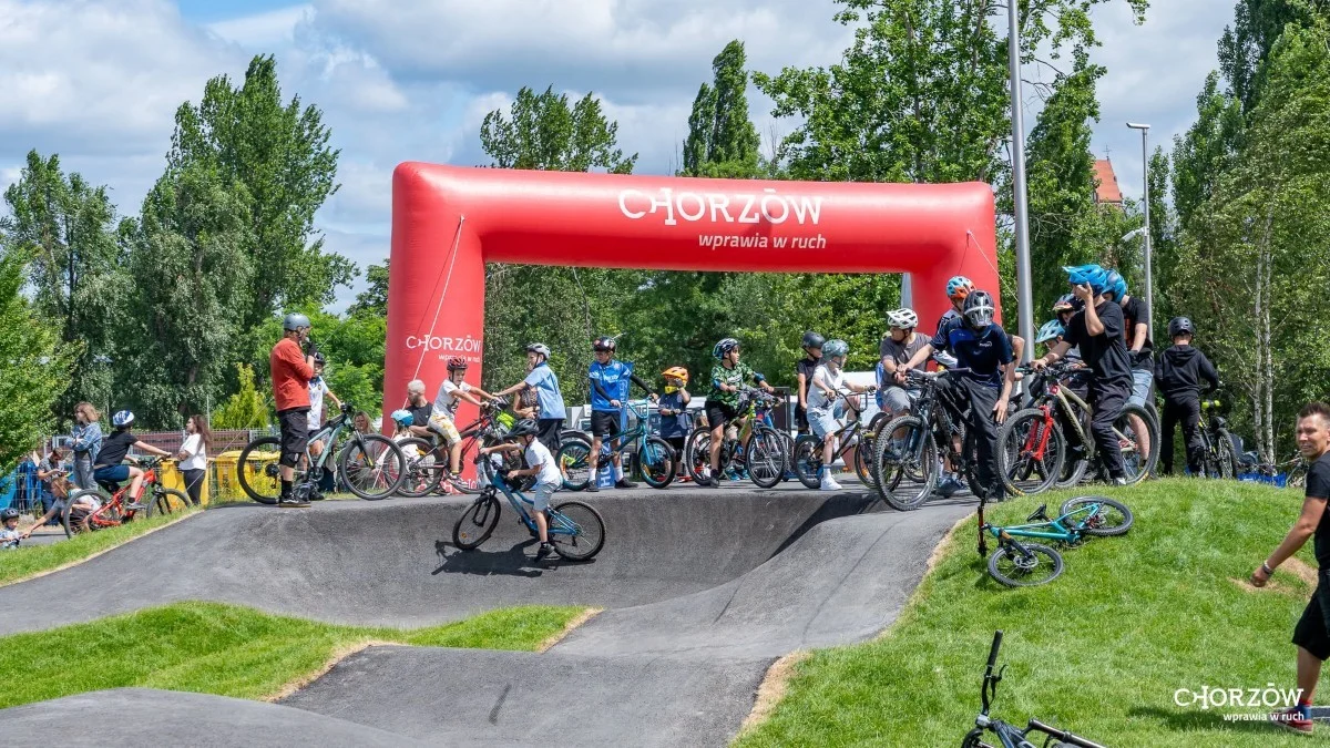 Nowy pumptrack przy ul. 3 Maja i Janasa już otwarty! / fot. UM Chorzów FB