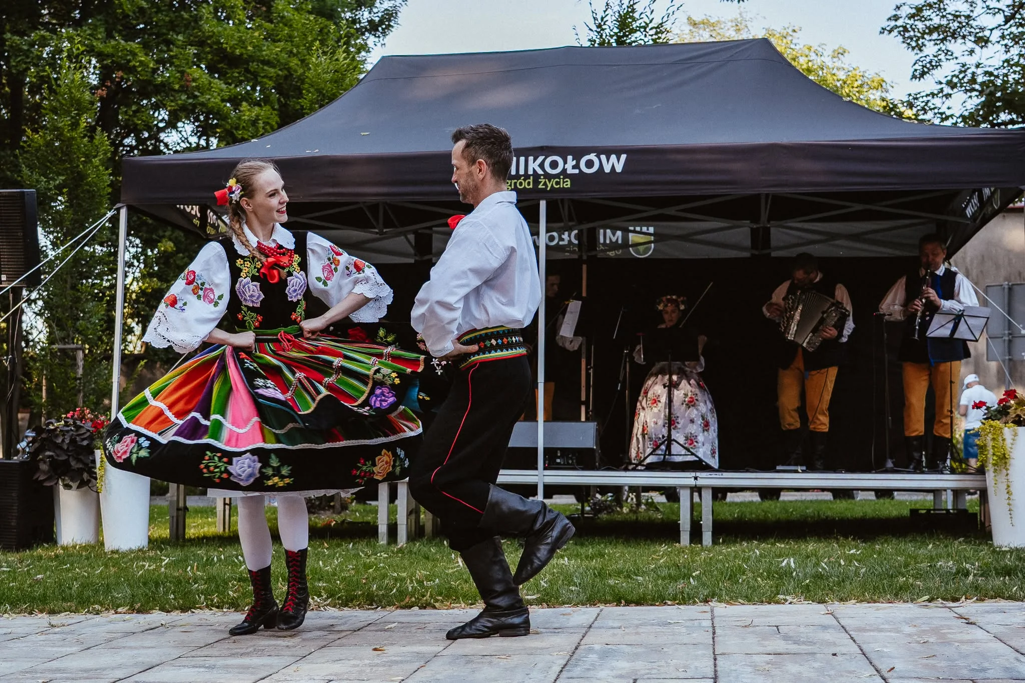 Studencki Zespół Pieśni i Tańca „Katowice” otworzył Ogród Dźwięków w Mikołowie / fot. Birdabo Studio