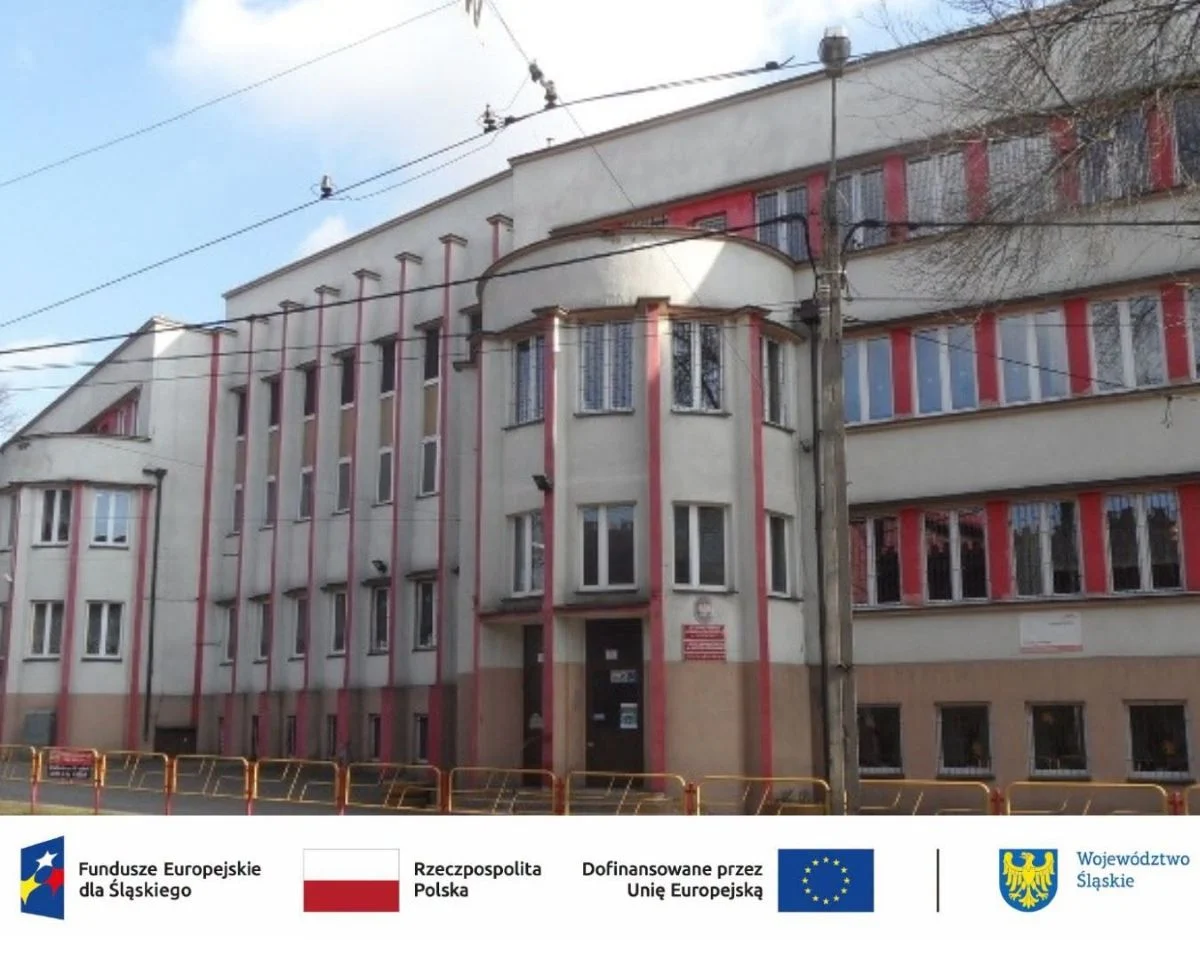 Sosnowiec inwestuje w zieloną energię. Panele fotowoltaiczne na budynku CUW