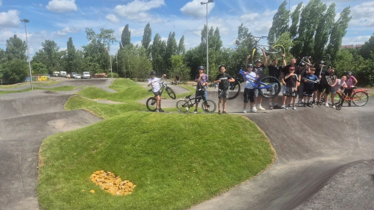 Nowy pumptrack w Chorzowie hitem wśród młodych mieszkańców