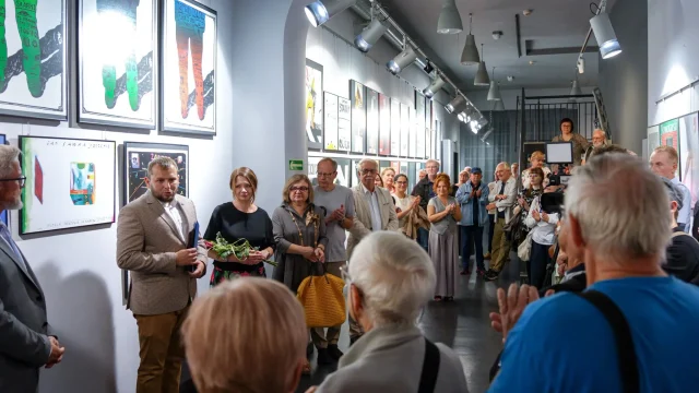 90 lat Muzeum Miejskiego w Zabrzu zapisane na plakatach. Wystawa już otwarta