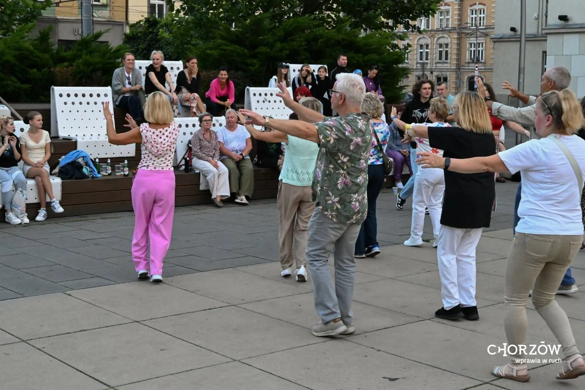 Gorące rytmy opanowały Rynek w Chorzowie. W lipcu będą kolejne imprezy / fot. UM Chorzów FB
