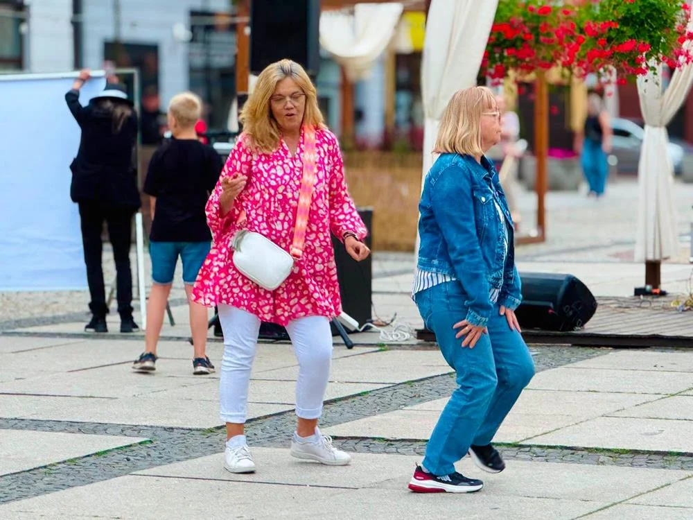 Karaoke i wspólna zabawa rozgrzały centrum Mysłowic