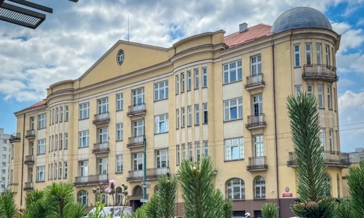 Dawna komenda policji w Sosnowcu zmieni się nie do poznania. Jest umowa