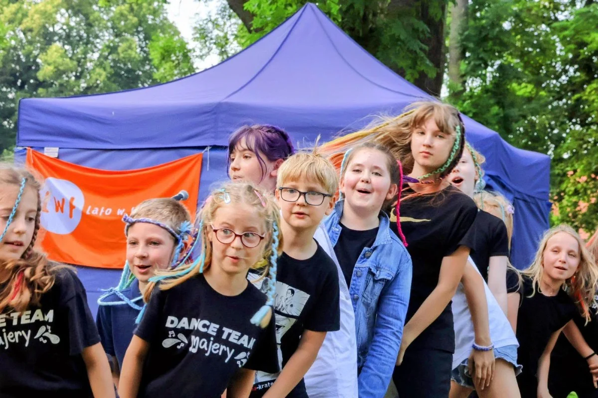 Park Miejski zamienił się w scenę. Finał „Lata w teatrze” w Pyskowicach / fot. UM Pyskowice FB