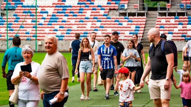 Rajza po Arenie Zabrze pokazała stadion od kulis. Była murawa i historie wielkiego sportu