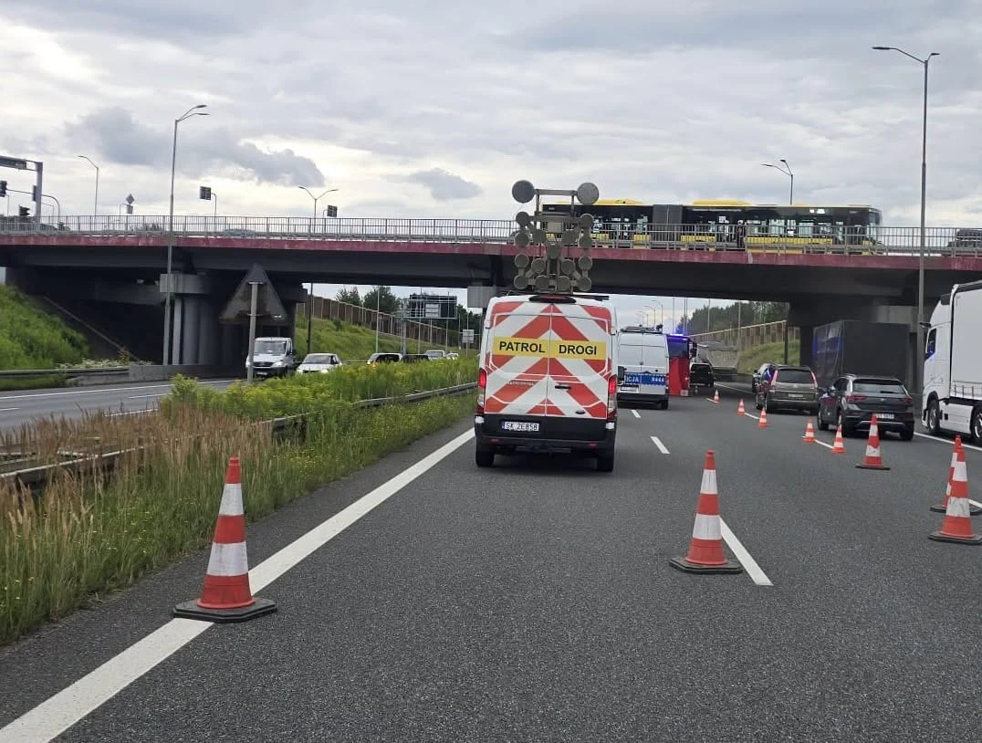 Śmierć na autostradzie A4 w Rudzie Śląskiej. Mężczyzna spadł z wiaduktu