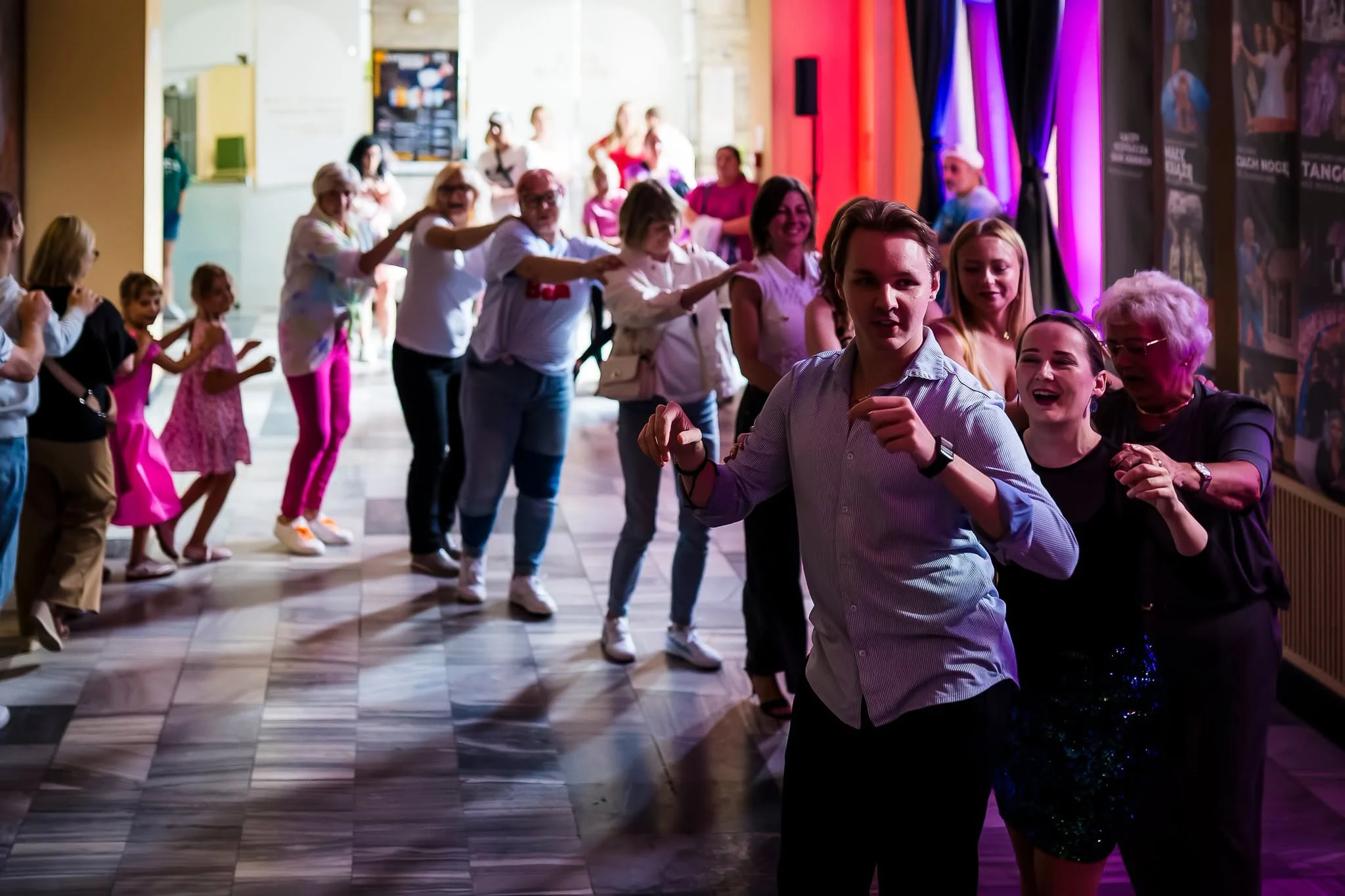 Potańcówka latino w Zabrzu przeniosła się do SCENA cocktail bar / fot. Kamil Żbikowski Facebook