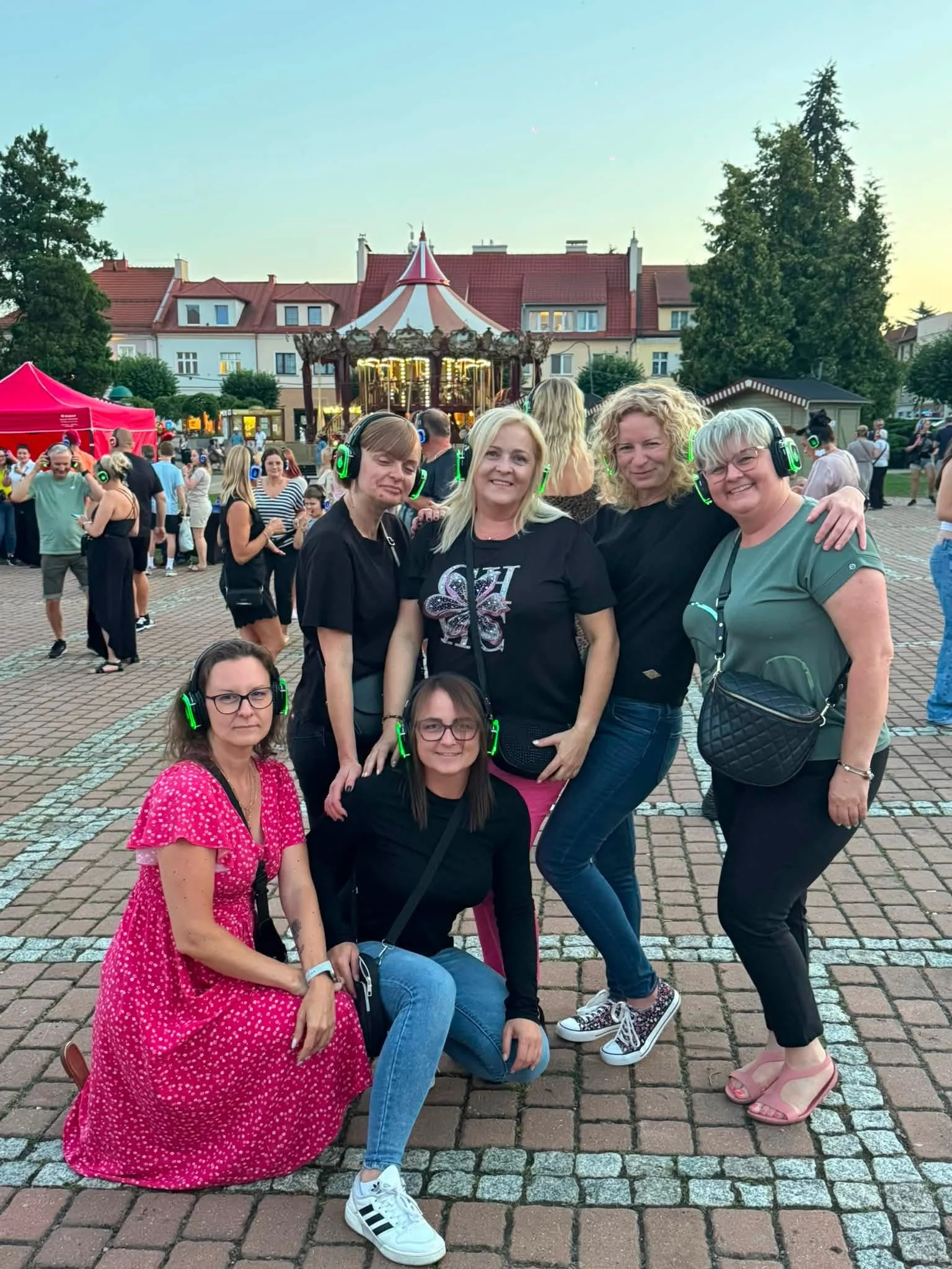 Rynek w Żorach zamienił się w nietypowy parkiet. Za nami Silent Disco