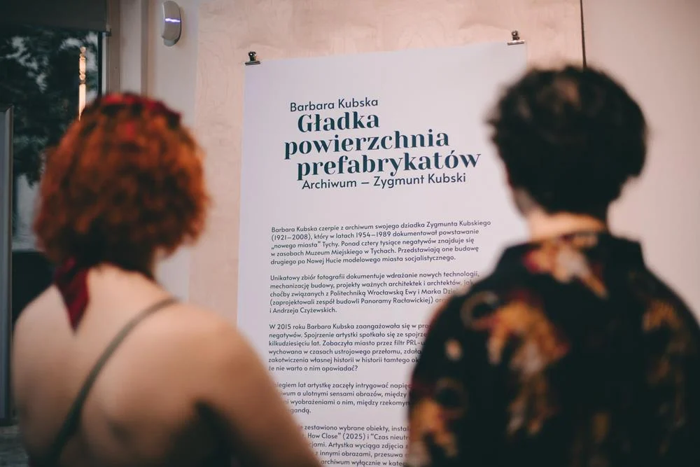 Ponad 4 tysiące zdjęć Nowych Tychów. Niezwykłe archiwum pokazano we Wrocławiu
