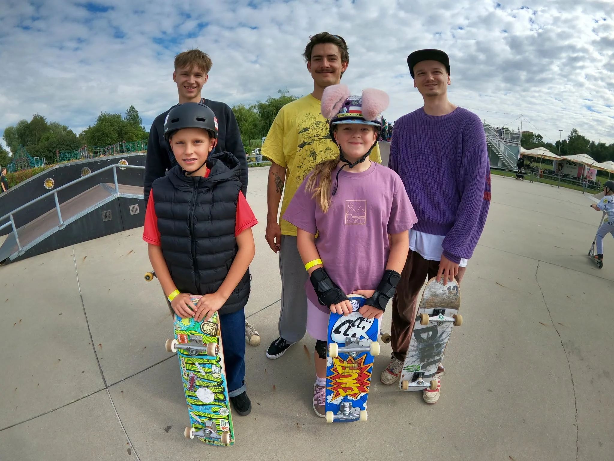 Deskorolki, rolki i hulajnogi opanowały skatepark. Za nami Extreme City 2026