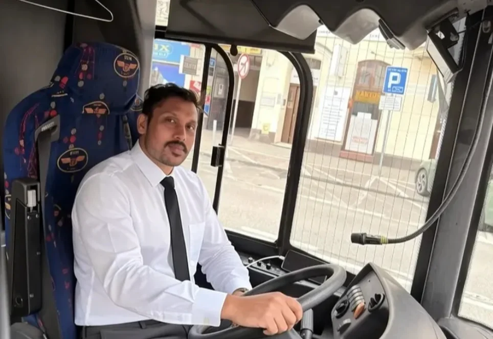 Nowe życie w Polsce – wywiad z Mohammadem Shafi, kierowcą autobusu z Indii