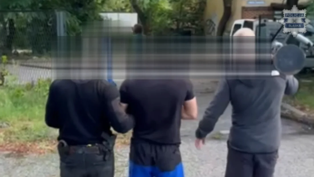 Poszukiwany za brutalny rozbój i kradzież. Zatrzymano go w Katowicach