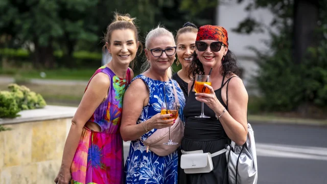 Kolejna potańcówka za nami. DJ Witek rozkręcił plac Teatralny