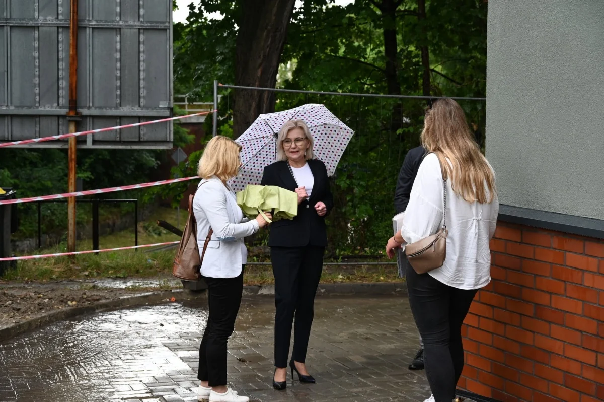 Budynek przy Bankowej 36 zmienia się nie do poznania / fot. UM Ruda Śląska