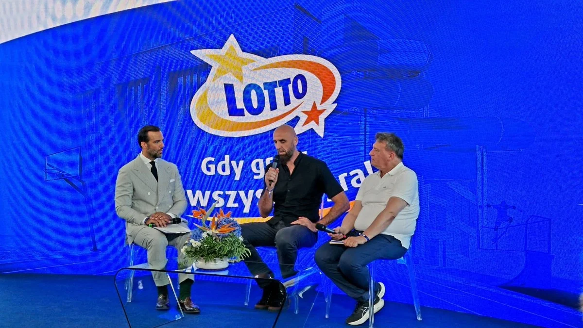 Ponad 50 tys. zł dla szkoły w Stroszku. Będzie remont sali gimnastycznej / fot. UM Bytom