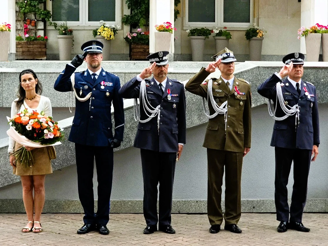 Komendant rudzkiej policji z wojskowym wyróżnieniem. Doceniono jego badania