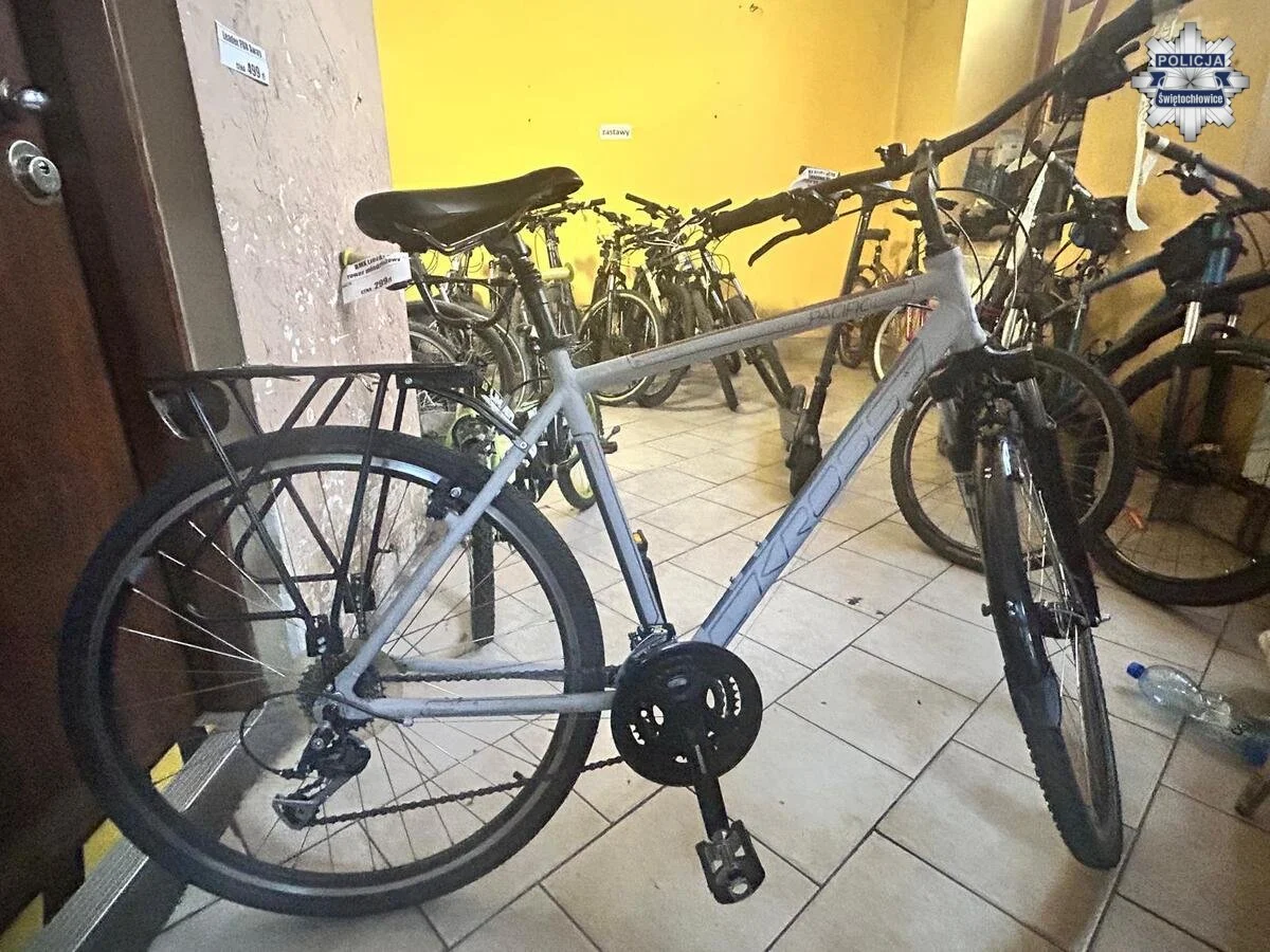Policja szuka właścicieli czterech rowerów. Zabezpieczono je w lombardzie / fot. KMP Świętochłowice