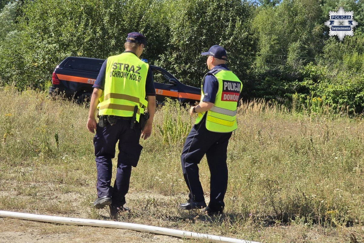 Pożar, poszkodowani i fragment drona przy torach. Tak wyglądały ćwiczenia Flyaway 2026 / fot. KMP Świętochłowice