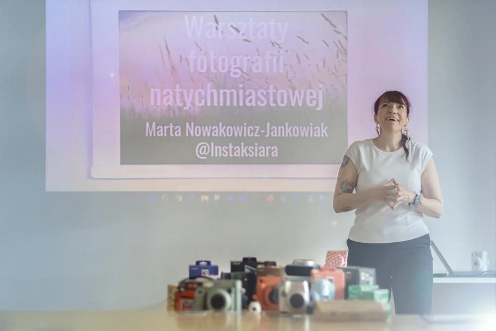 Tychy w obiektywie Instaxa. Muzeum zaprasza na bezpłatne warsztaty rodzinne
