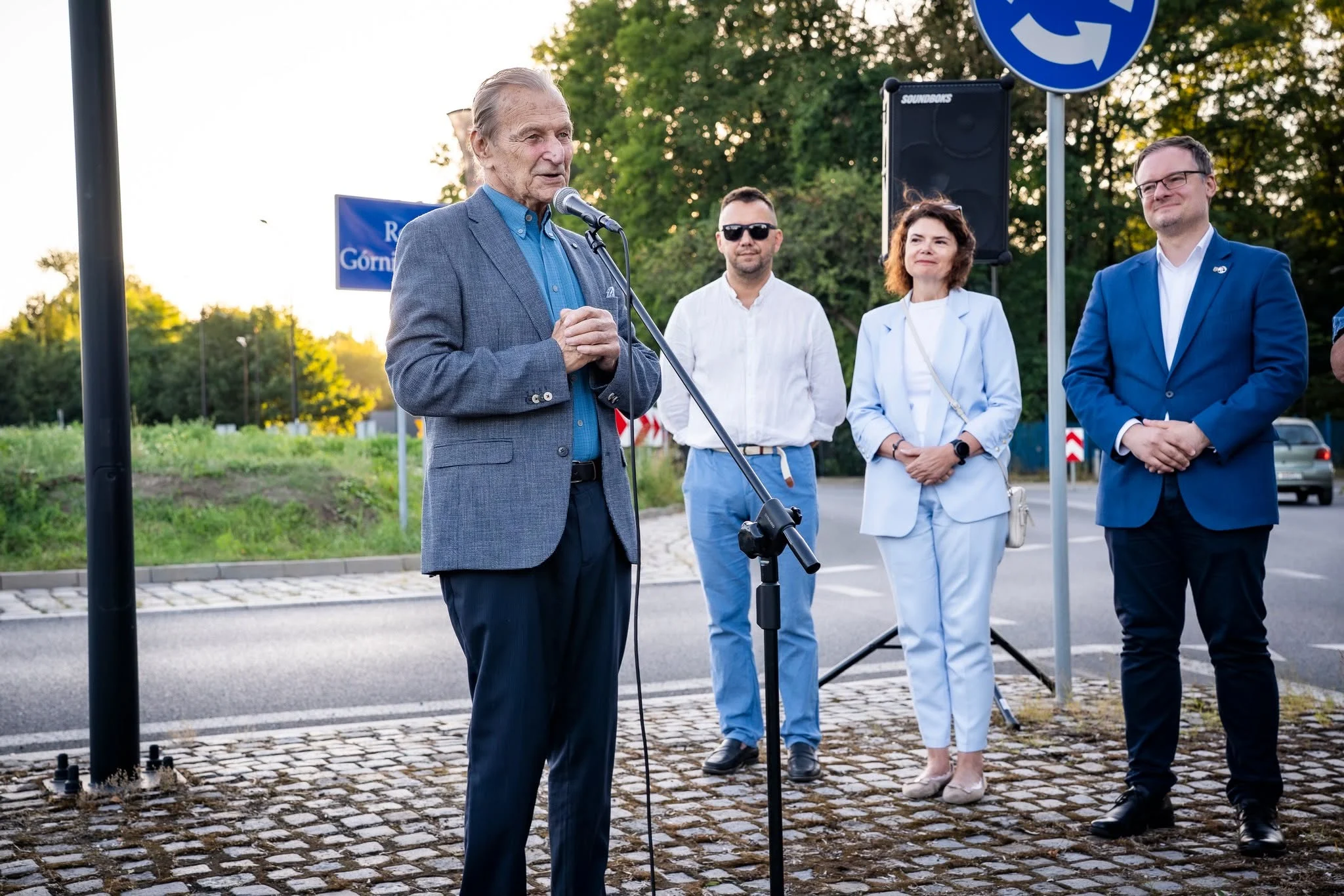 Górnik Zabrze ma swoje rondo przy stadionie. Na tablice czekano od 2024 roku / fot. UM Zabrze
