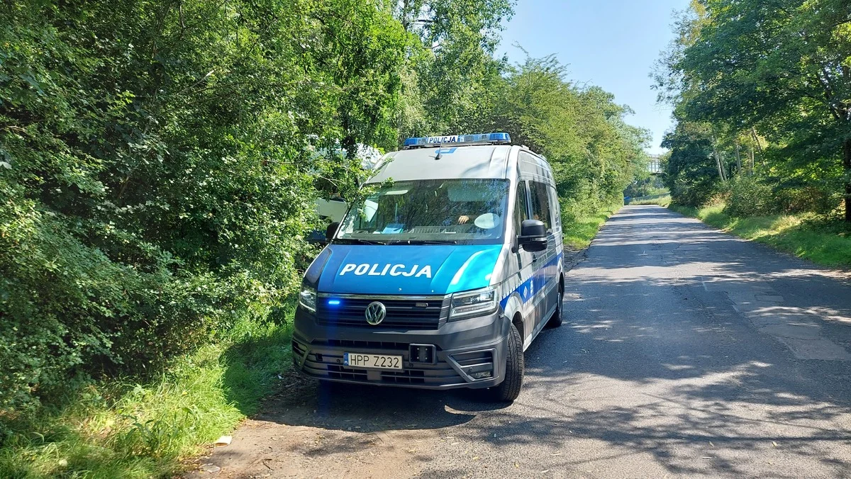 Nietypowa akcja w Zabrzu. Turecki kierowca ciężarówki nie mógł wydostać się spod wiaduktów (6)