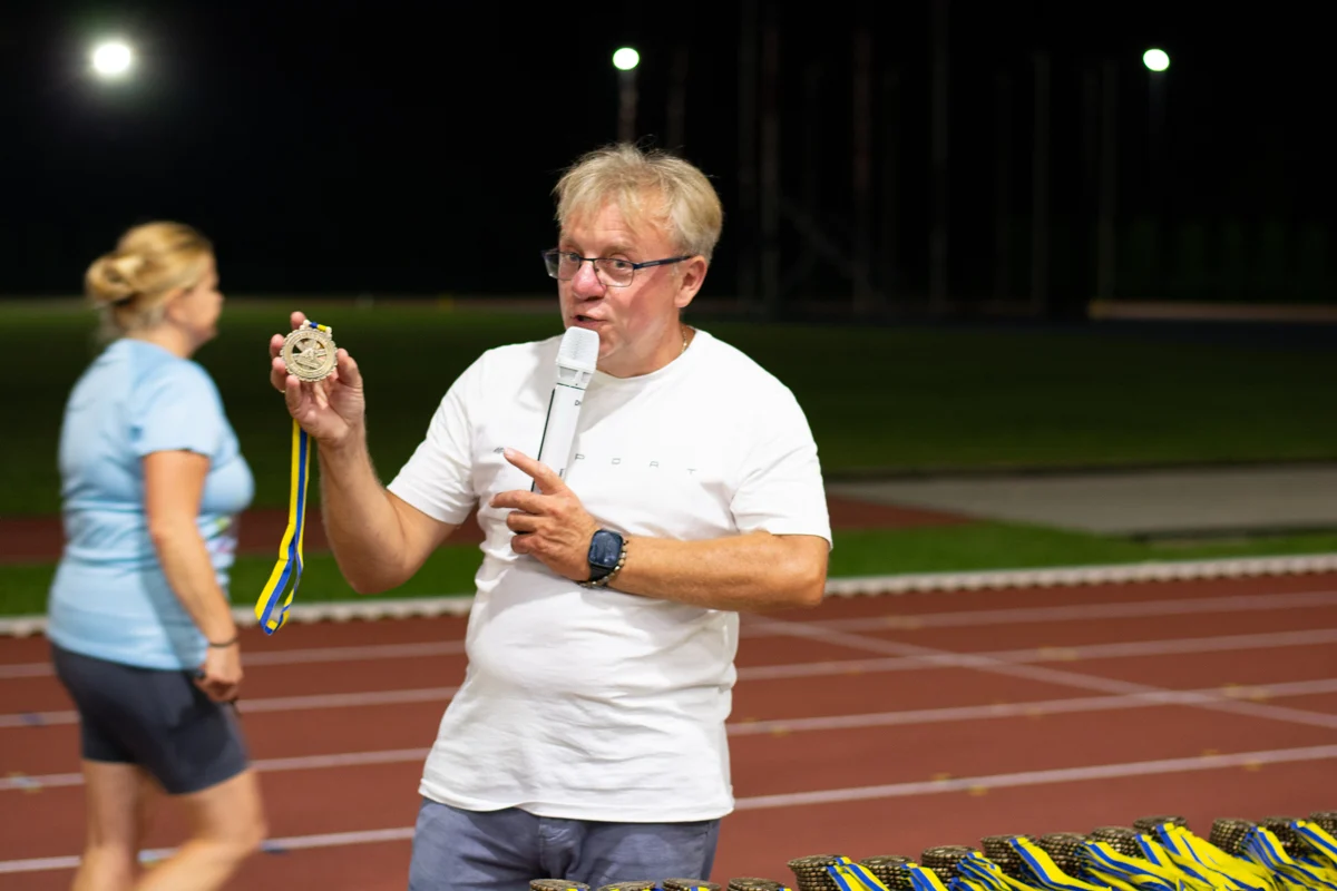 Burza nie zatrzymała biegaczy. Rudzki Półmaraton Industrialny za nami / fot. Marek Faber