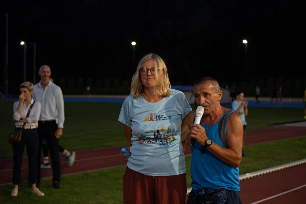 Burza nie zatrzymała biegaczy. Rudzki Półmaraton Industrialny za nami / fot. Marek Faber