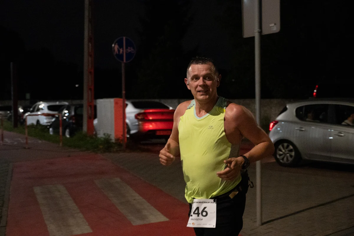Burza nie zatrzymała biegaczy. Rudzki Półmaraton Industrialny za nami / fot. Marek Faber