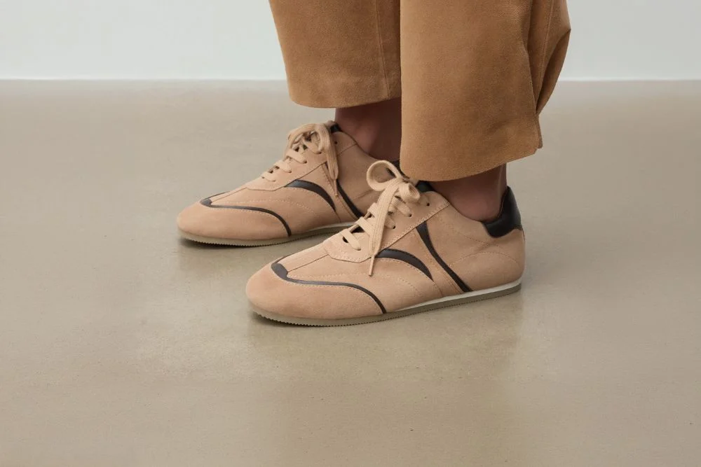 Czy sneakersy faktycznie pasują do wszystkiego?