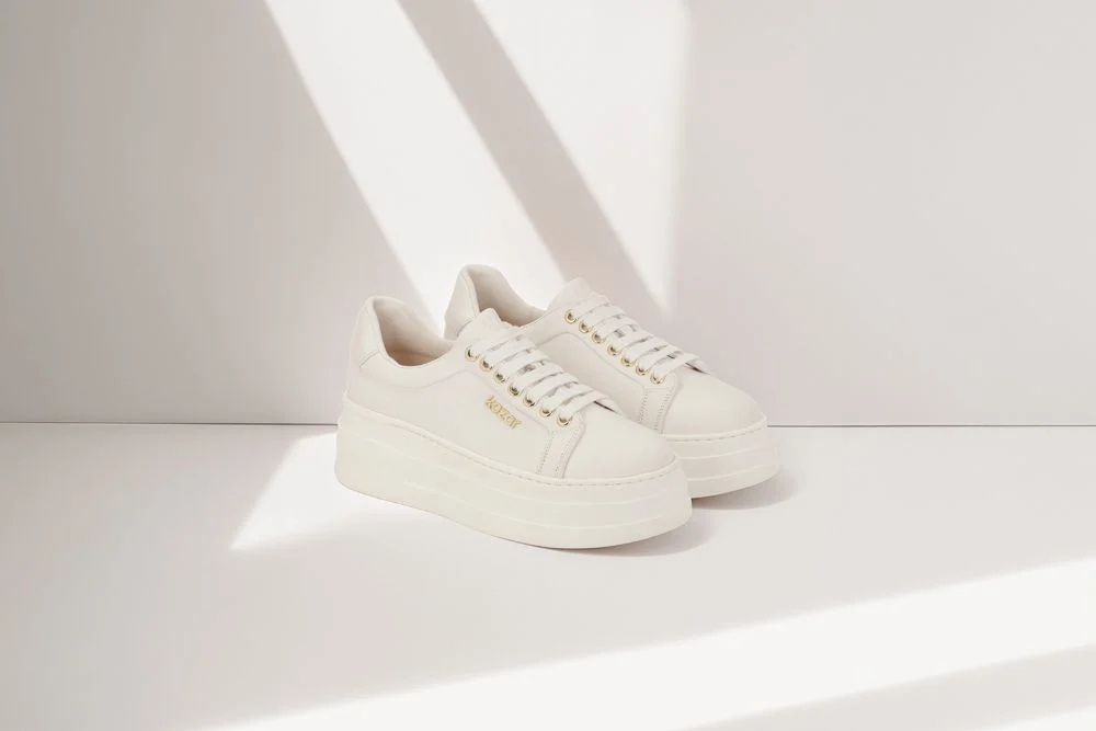 Sneakersy-1500x1000 (1)