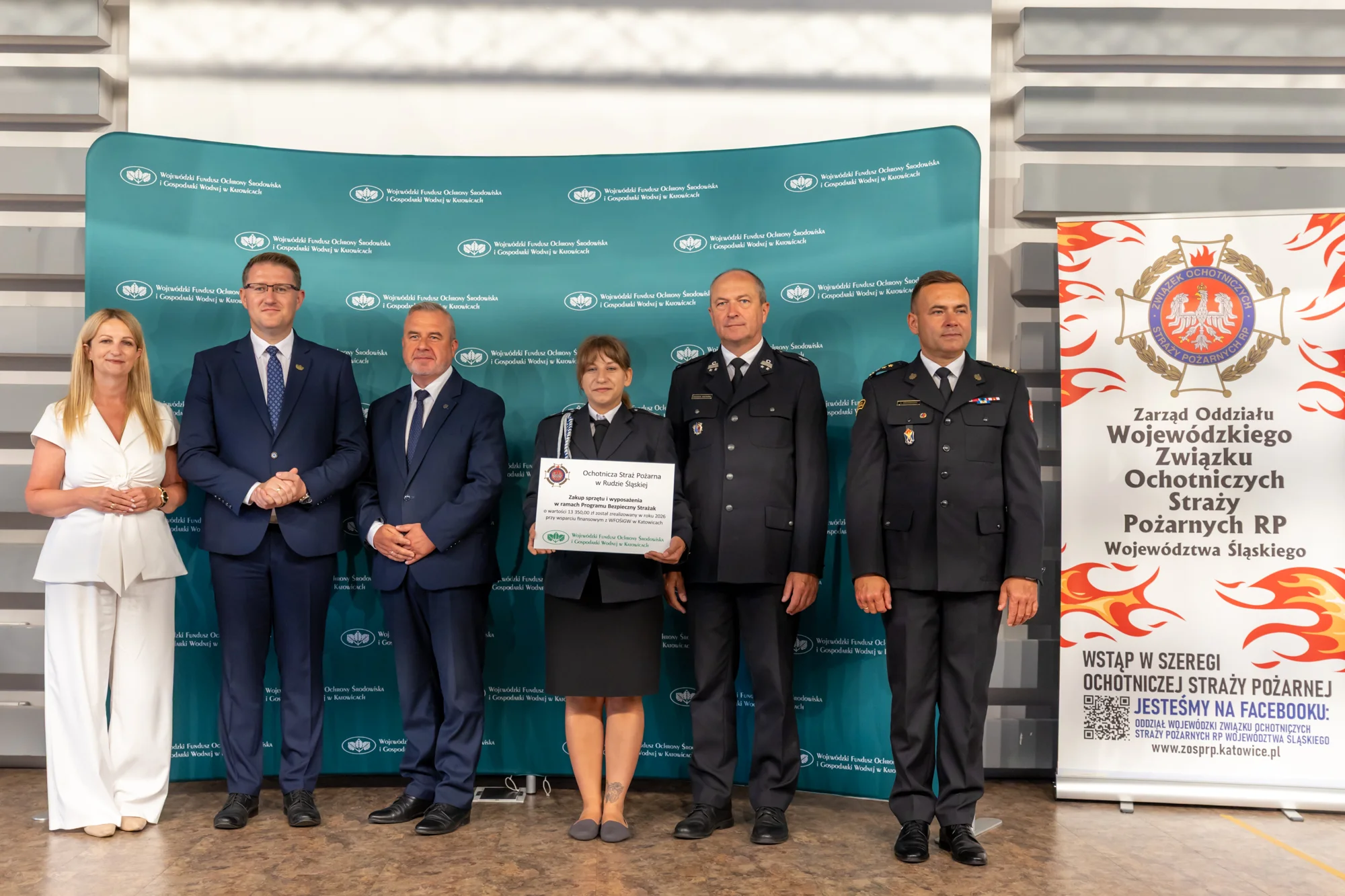 Rudzka OSP otrzymała dofinansowanie. Strażacy kupią specjalistyczne ubrania