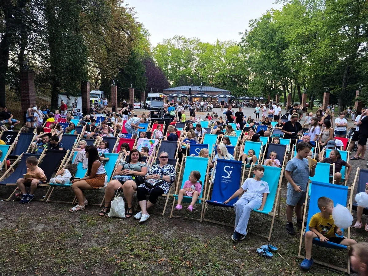 Rodzinny festyn i kino plenerowe w Parku Kozioła. Będzie kolejny seans!