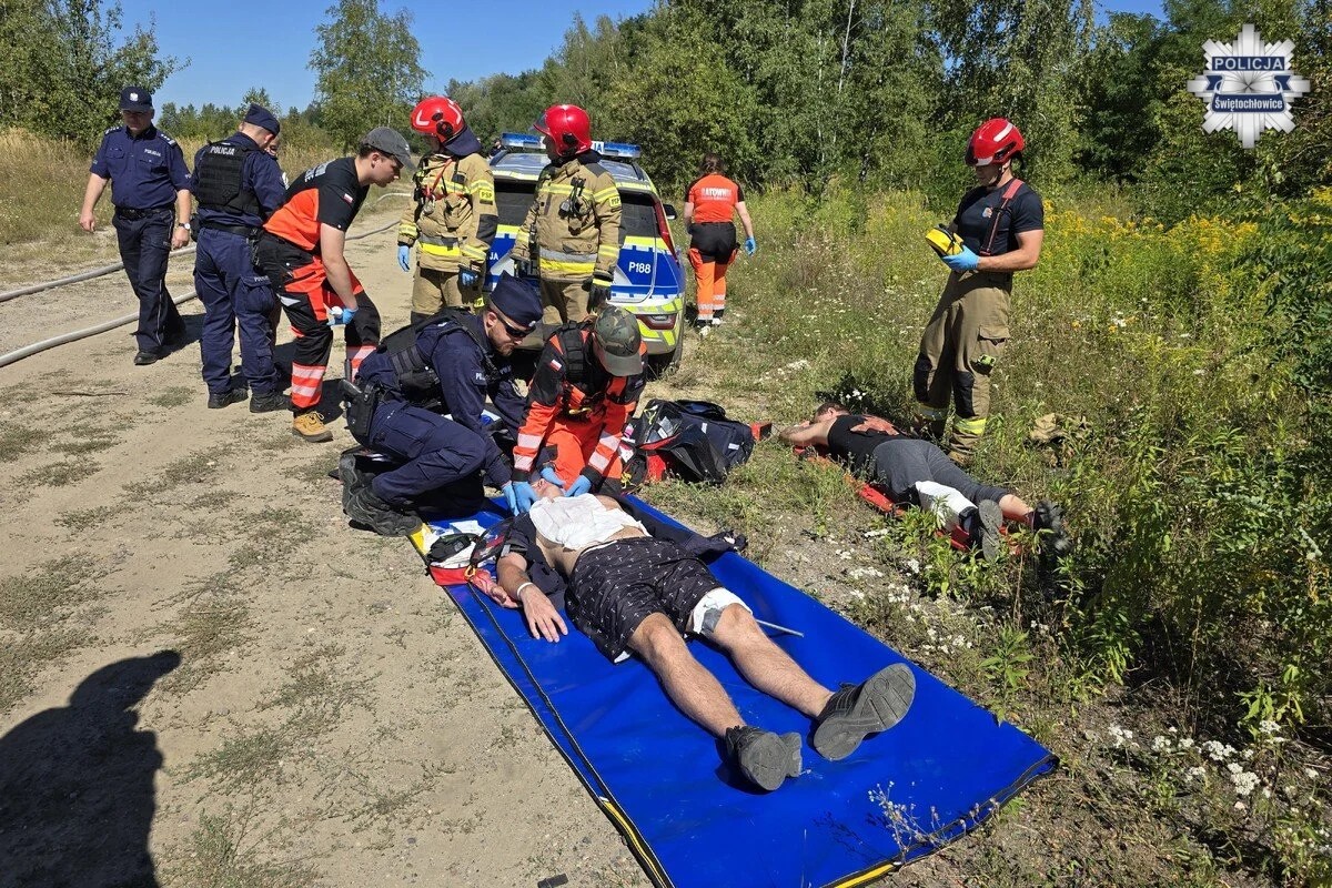 Pożar, poszkodowani i fragment drona przy torach. Tak wyglądały ćwiczenia Flyaway 2026