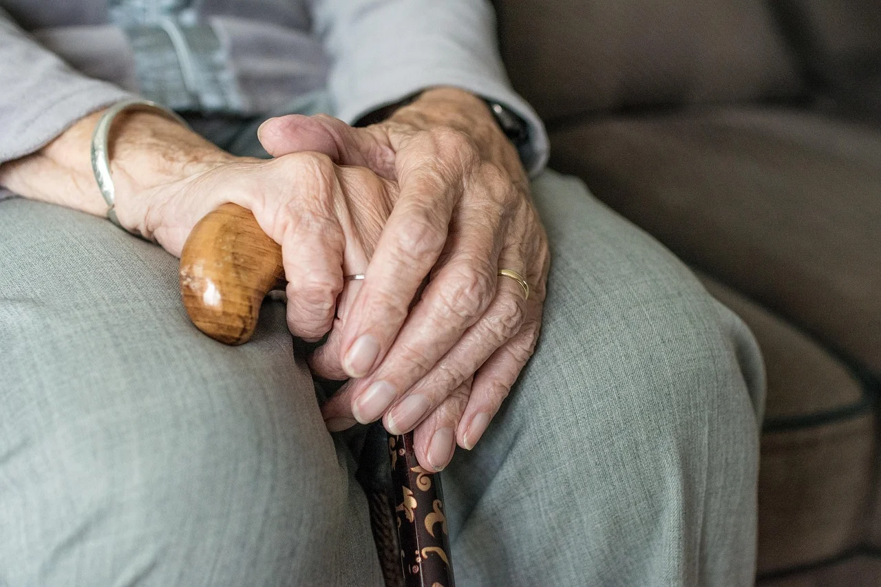 Aktywni seniorzy w Chorzowie. Zajęcia i wsparcie dla osób 60+